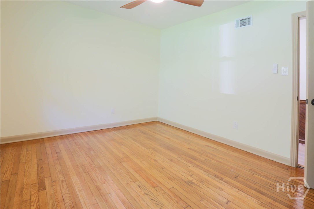 5410 Waters Drive Property Photo 19