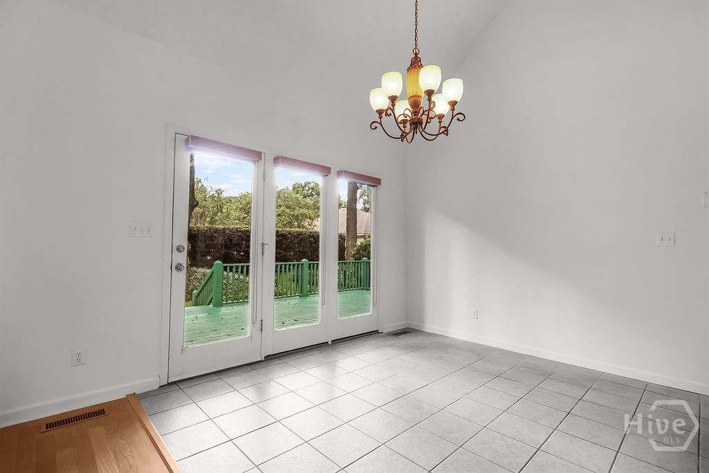 230 Lyman Hall Property Photo 23