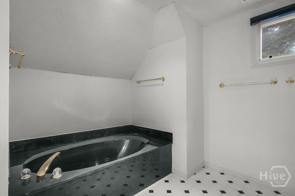 230 Lyman Hall Property Photo 58