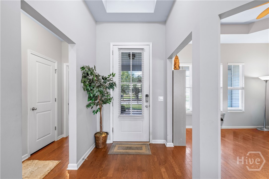 8 Southpark Boulevard Property Photo 3