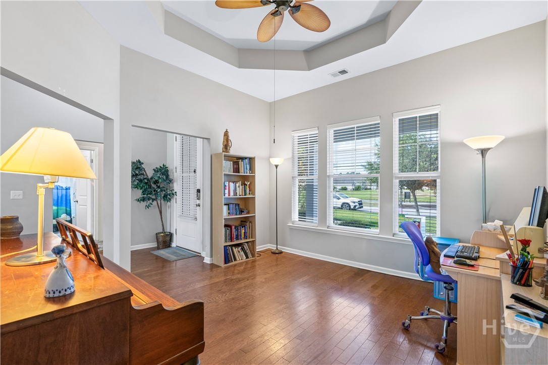 8 Southpark Boulevard Property Photo 11