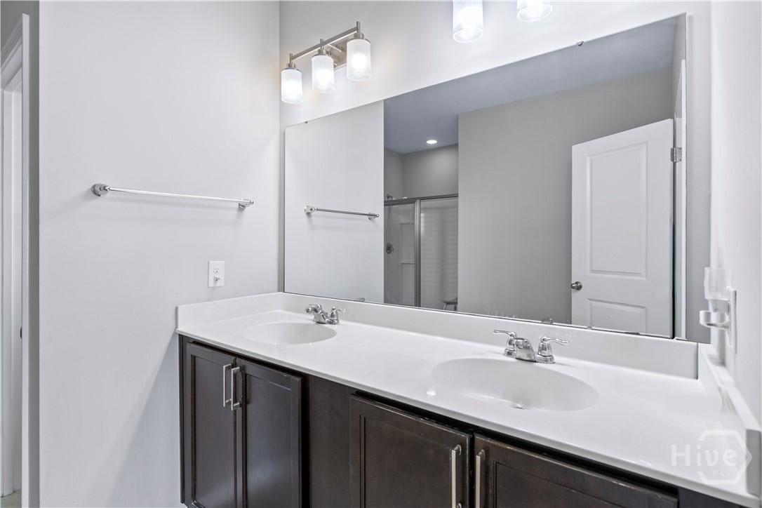 8 Southpark Boulevard Property Photo 21