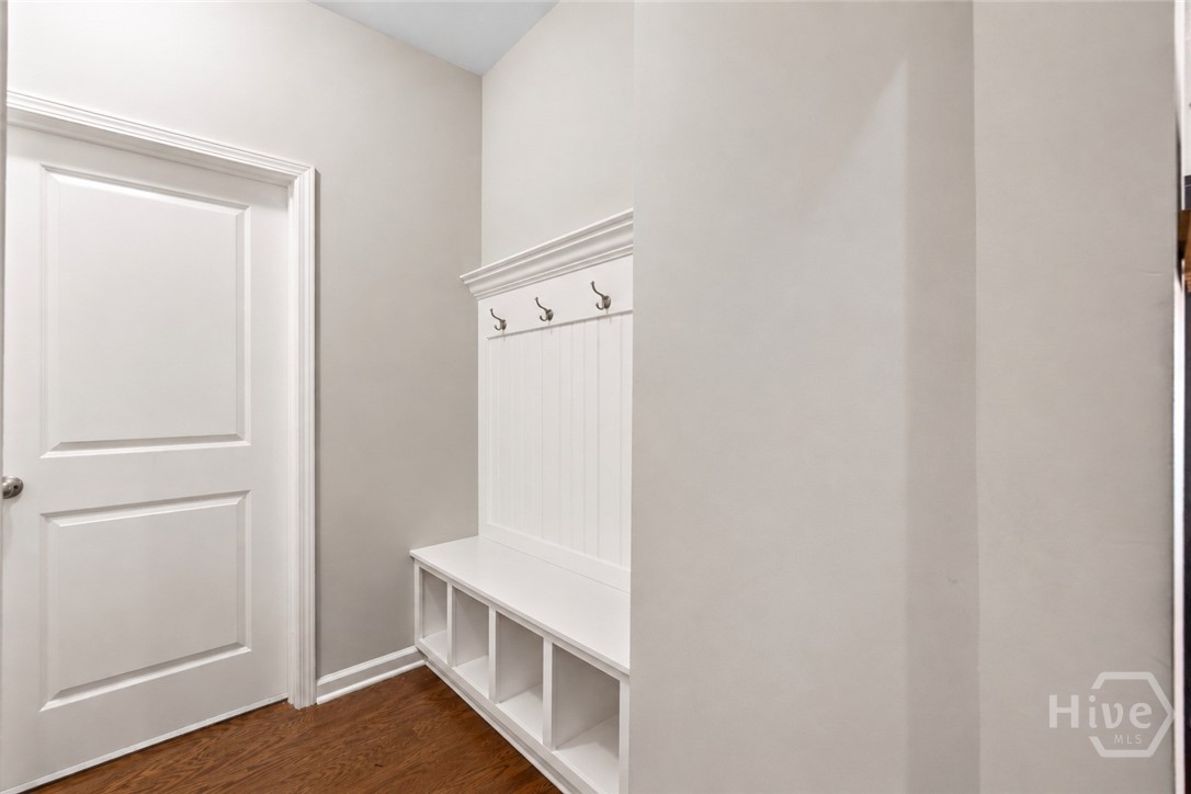 8 Southpark Boulevard Property Photo 28