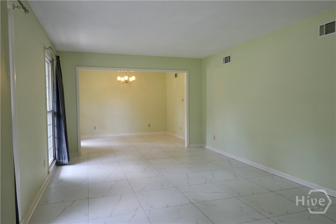 710 Windsor Road Property Photo 7