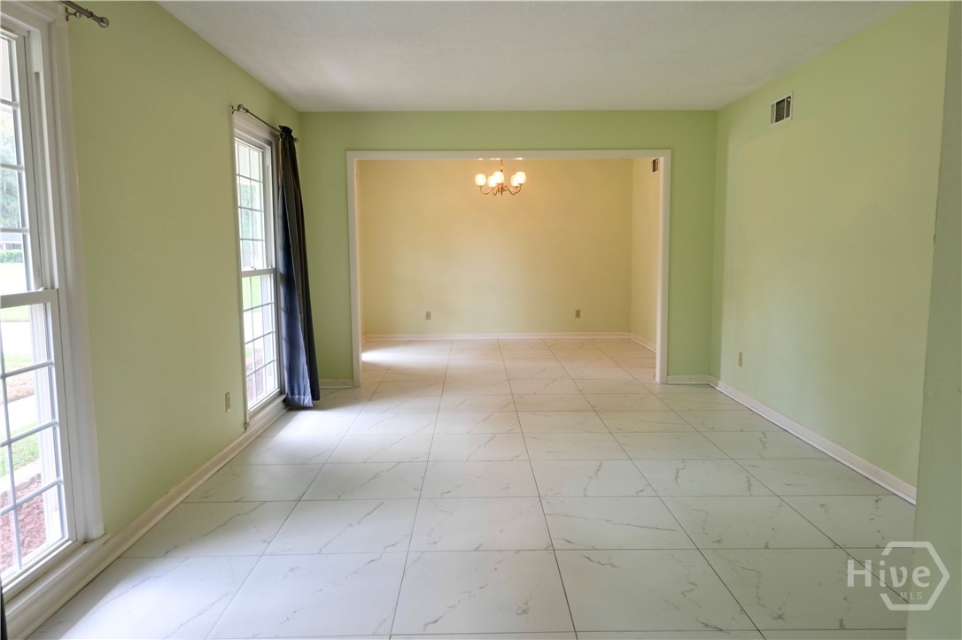 710 Windsor Road Property Photo 8