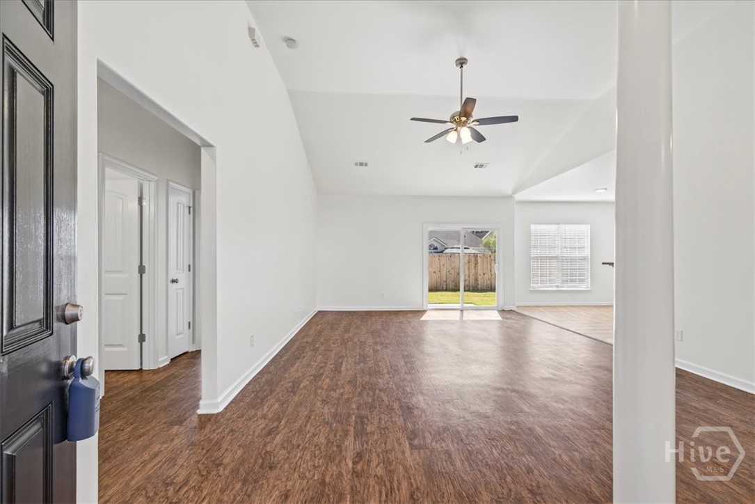 103 Cumberland Way Property Photo 2