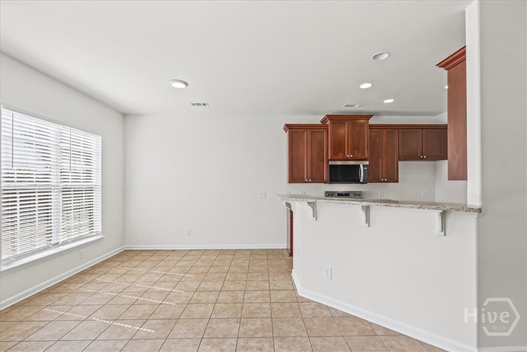 103 Cumberland Way Property Photo 5