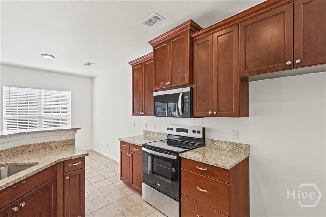 103 Cumberland Way Property Photo 9