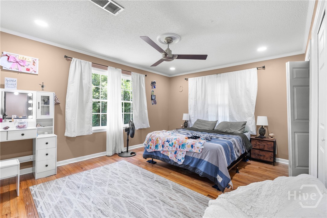 118 Lee Street Property Photo 14