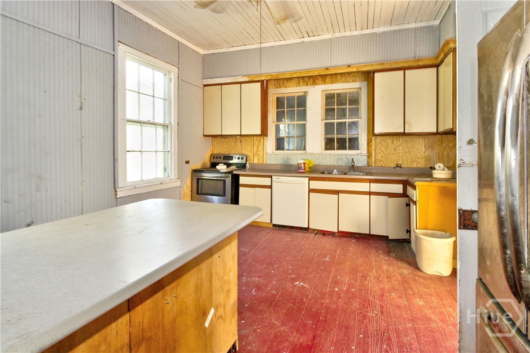 602 Magnolia Street Property Photo 14