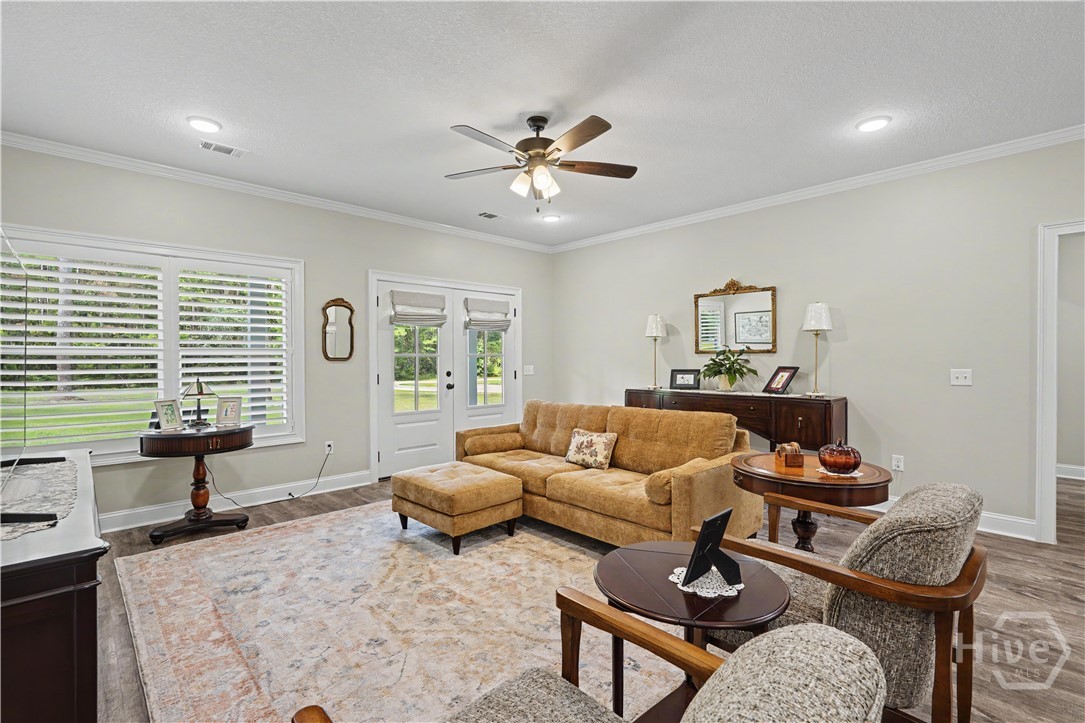 2 Willow Pointe Drive Property Photo 9