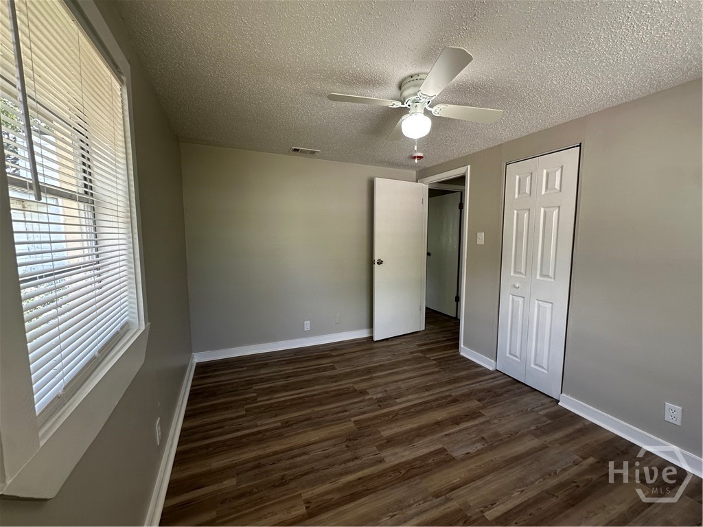 815 E Waldburg Street Property Photo 13