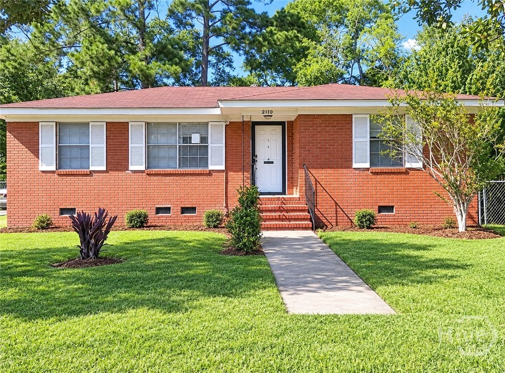 2110 E Gwinnett Street Property Photo 1