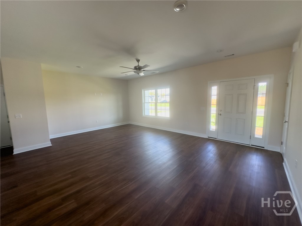 368 Ne Freshwater Lane Property Photo 8