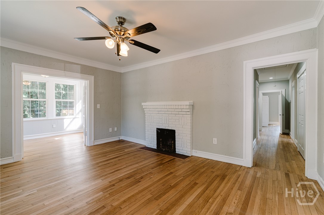 625 E 51st Street Property Photo 7