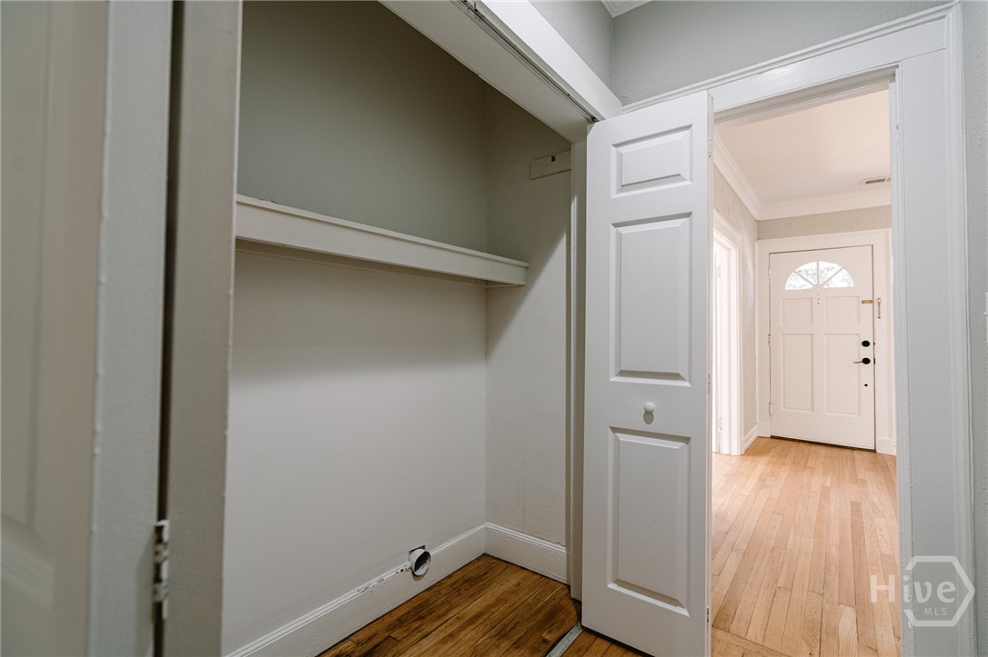 625 E 51st Street Property Photo 29
