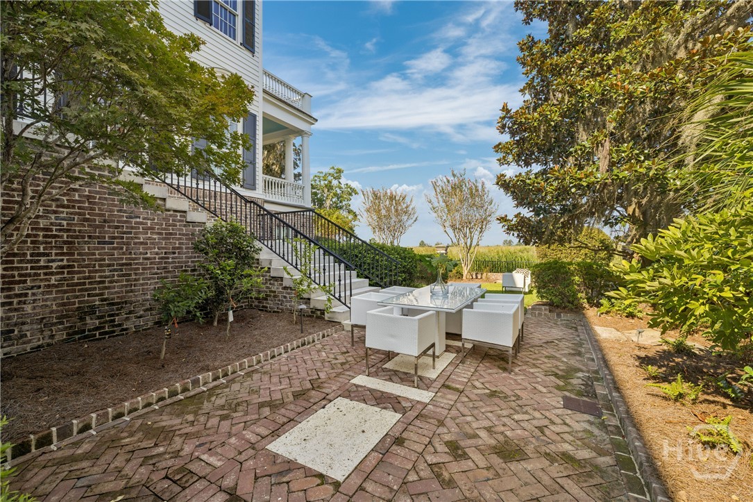 733 Mcallister Landing Property Photo 11
