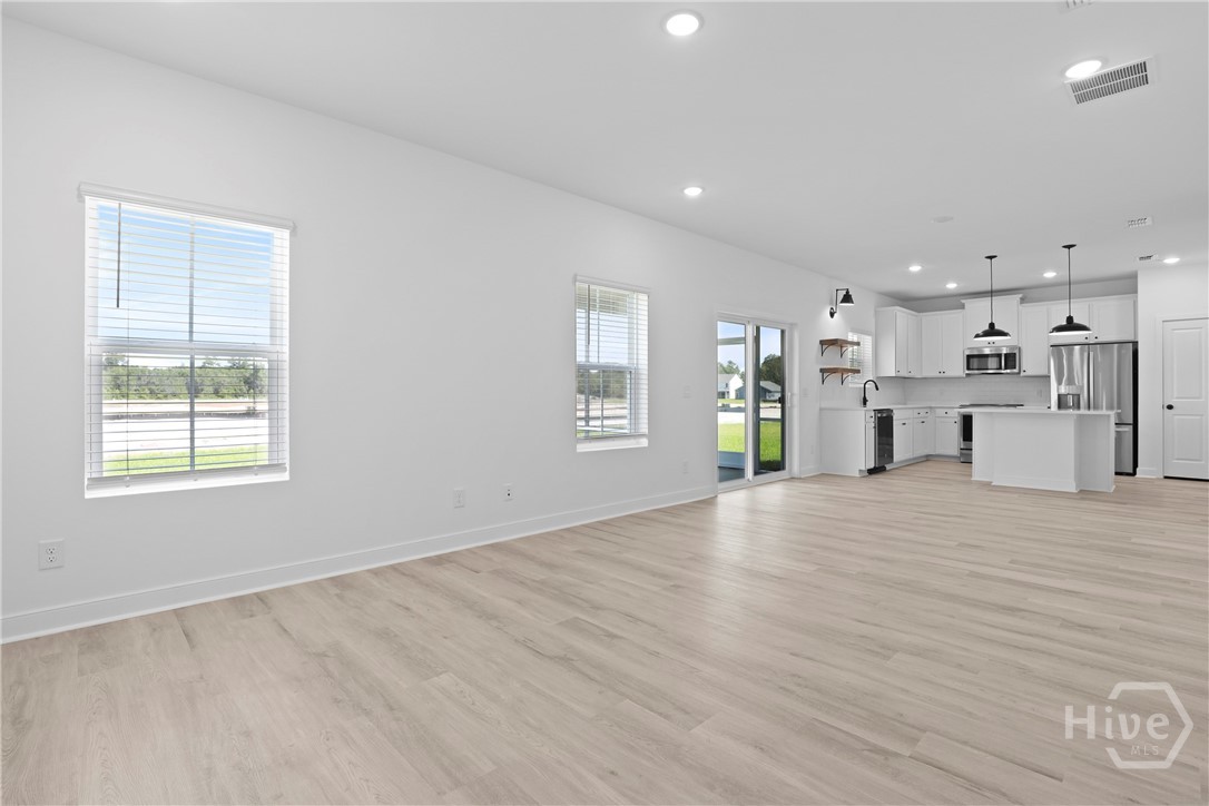 271 Kingswood Circle Property Photo 10