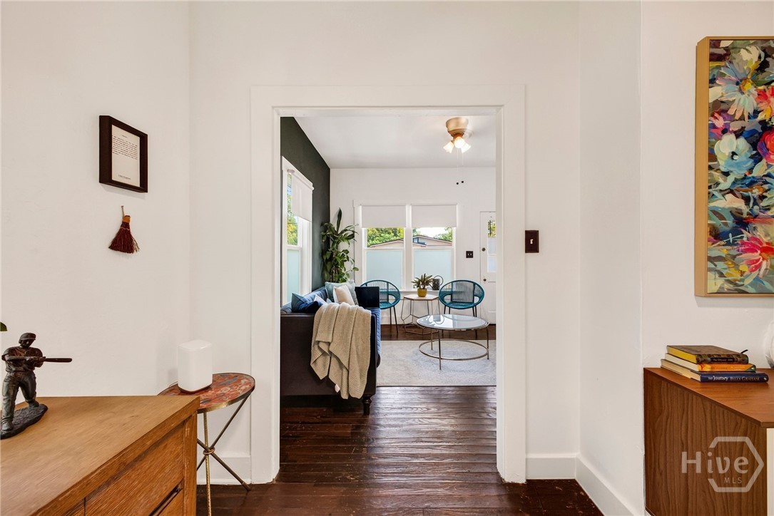 2113 Mell Street Property Photo 12