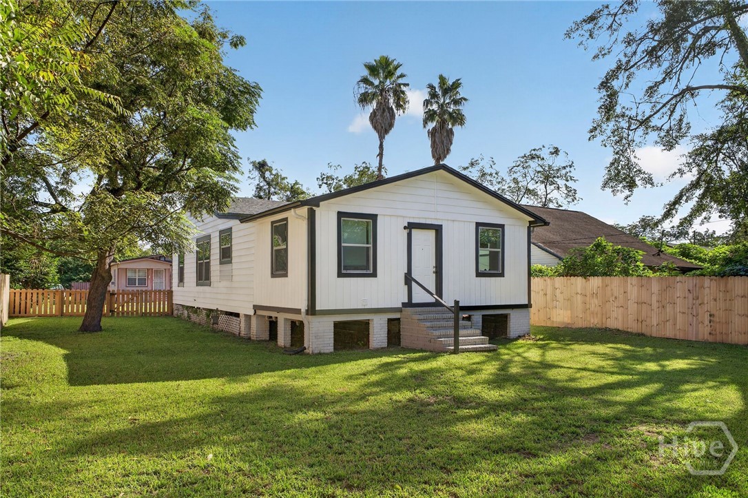 2113 Mell Street Property Photo 36