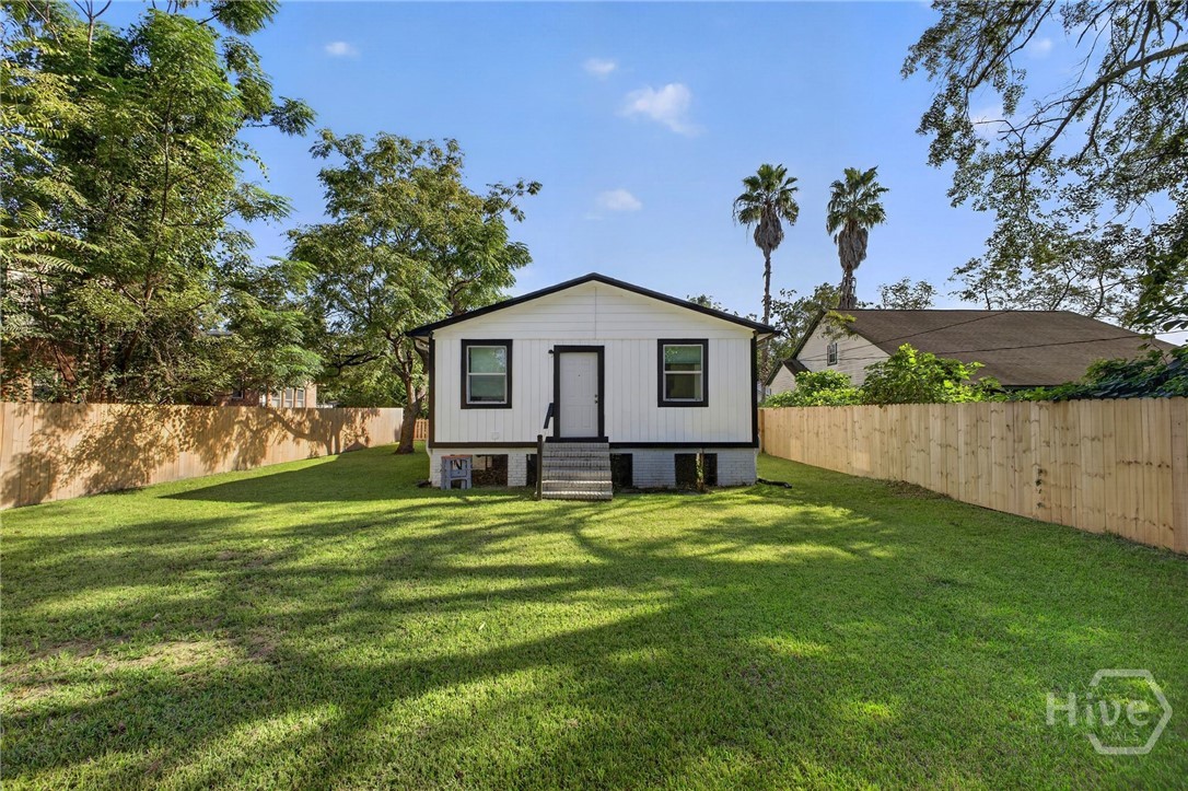 2113 Mell Street Property Photo 37