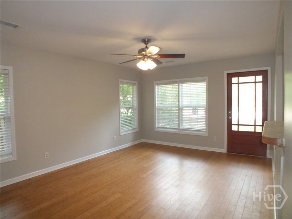 418 Meritta Avenue Property Photo 5