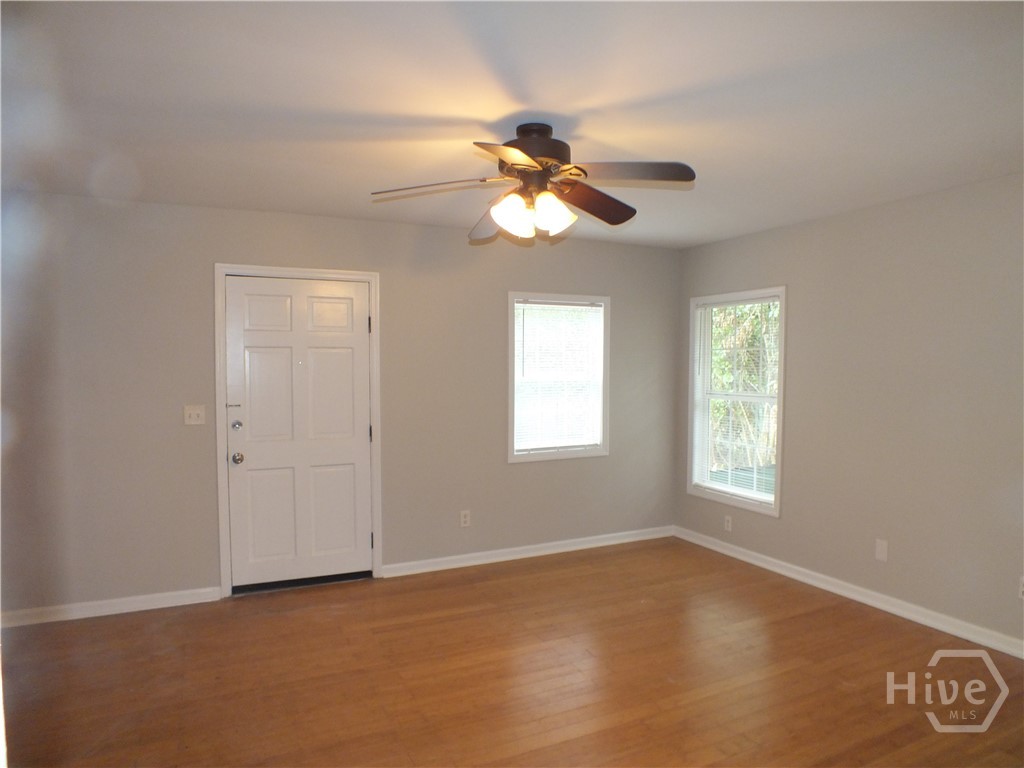 418 Meritta Avenue Property Photo 18