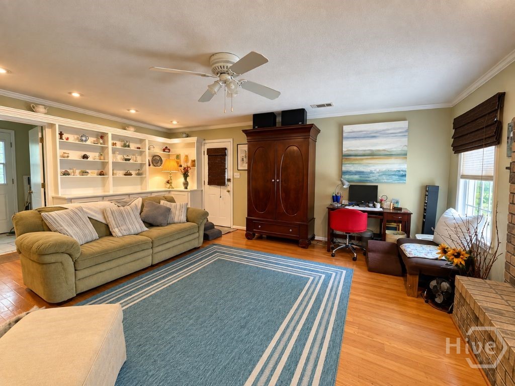 18 E Stillwood Circle Property Photo 15