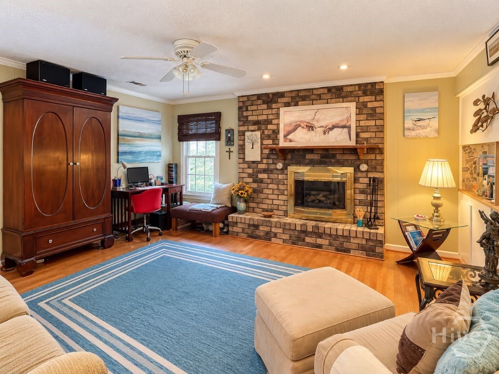 18 E Stillwood Circle Property Photo 16