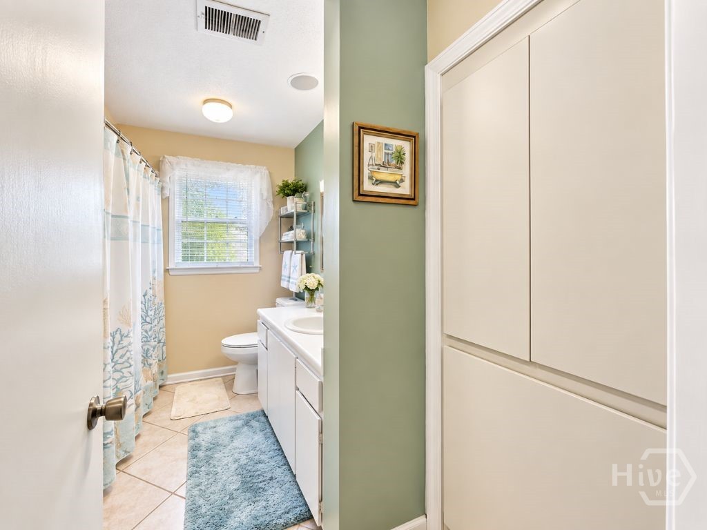 18 E Stillwood Circle Property Photo 23