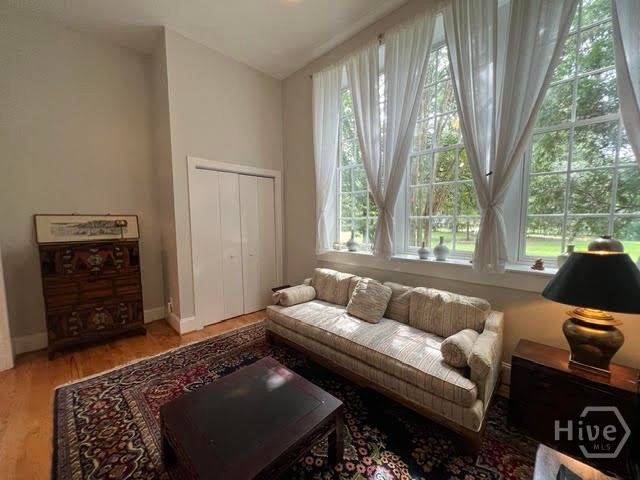 1835 Skidaway Road 104 Property Photo 2