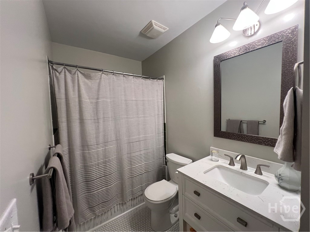 1835 Skidaway Road 104 Property Photo 22