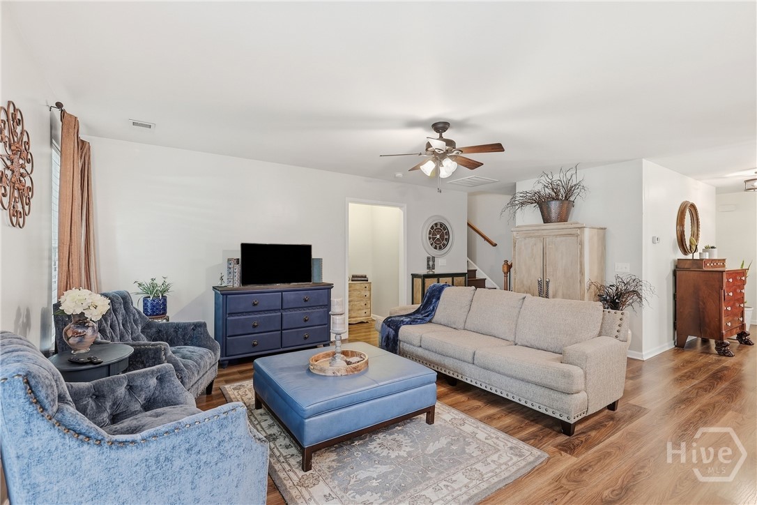 620 Garden Hills Loop Property Photo 6