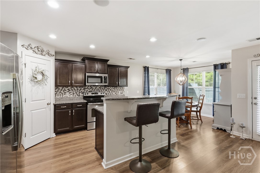 620 Garden Hills Loop Property Photo 8