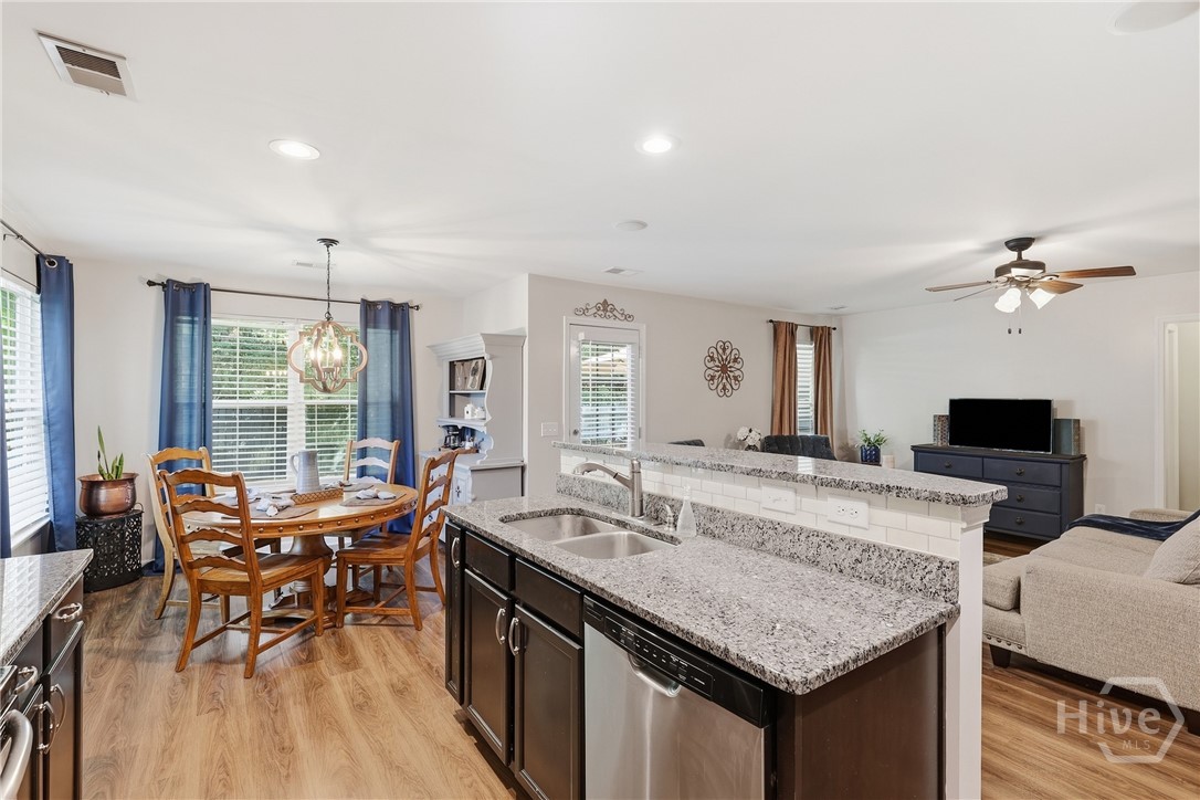 620 Garden Hills Loop Property Photo 11