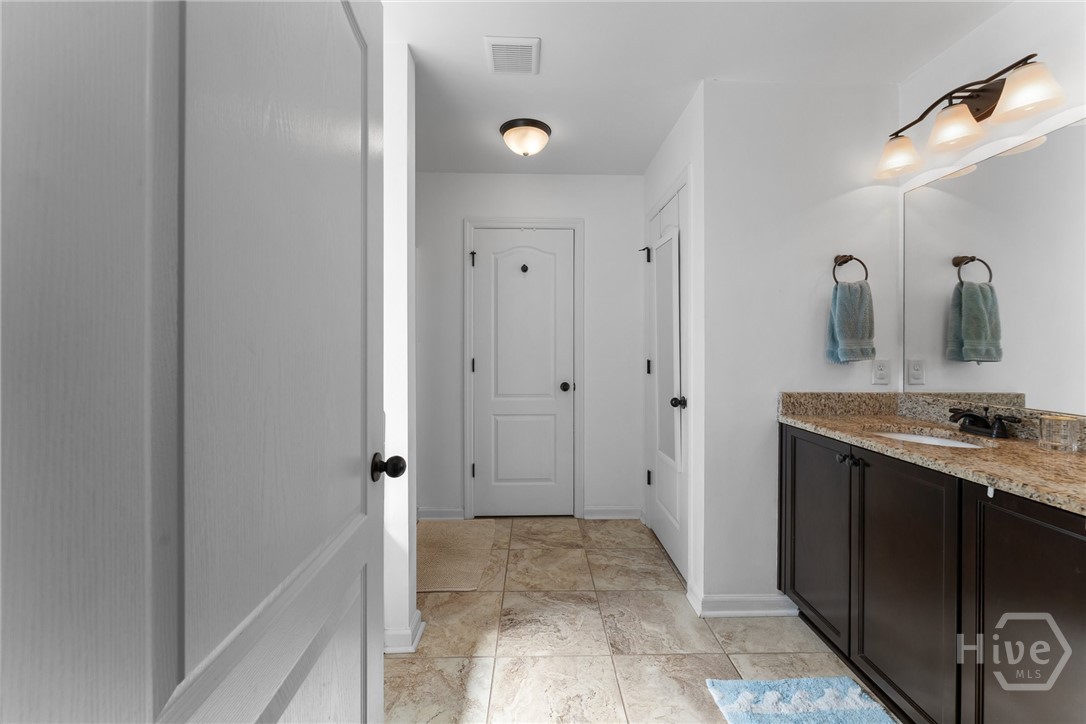 107 Green Paddock Circle Property Photo 4