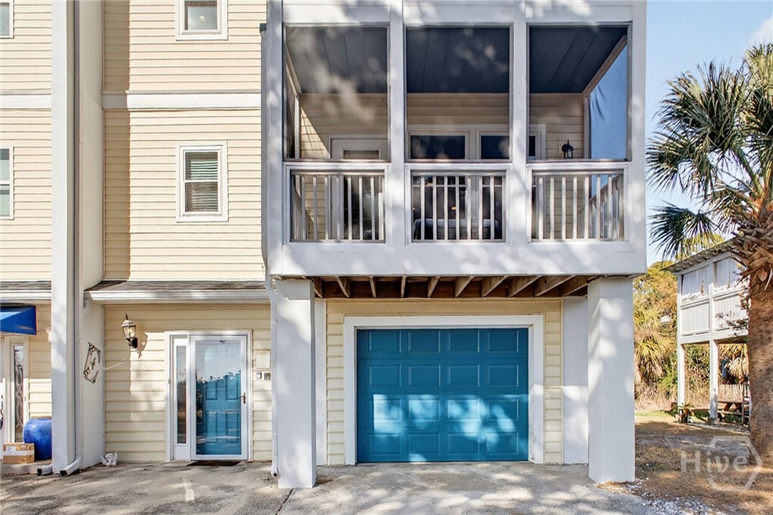 145 S Campbell Avenue E Property Photo 6