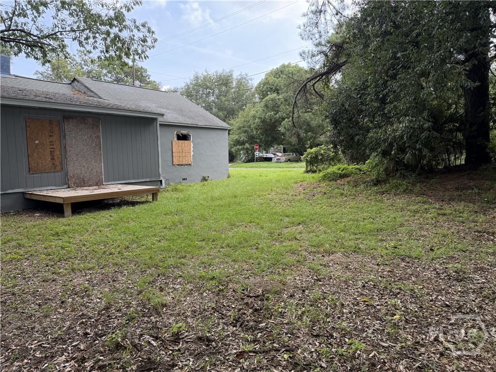 127 Elm Circle Property Photo 3