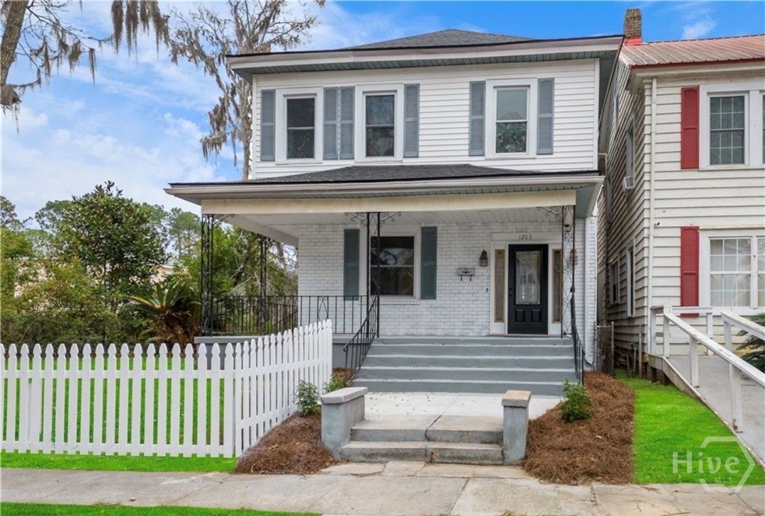 1203 E 33rd Street Property Photo 1