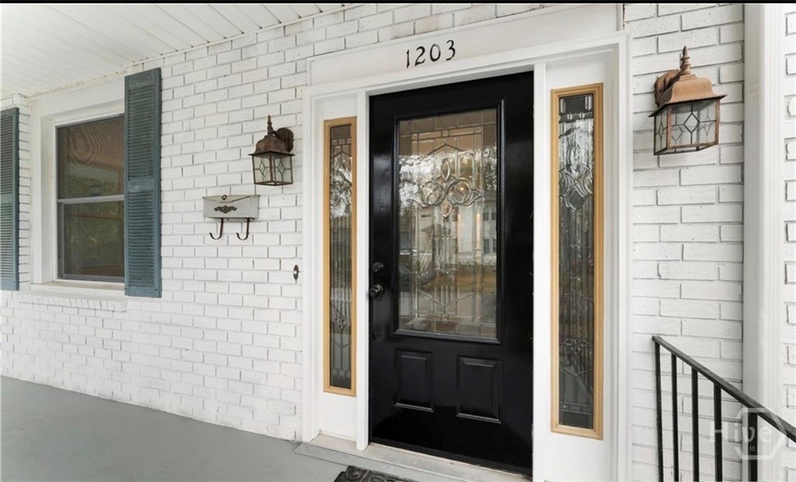 1203 E 33rd Street Property Photo 2