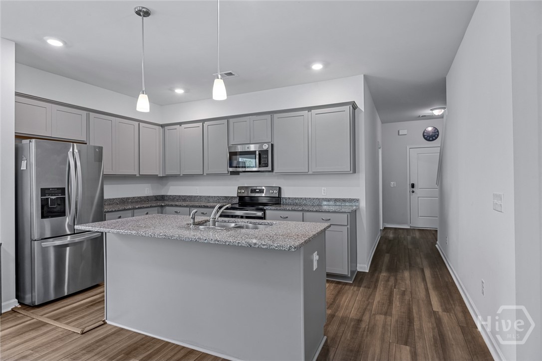 1009 Easthaven Boulevard Property Photo 8