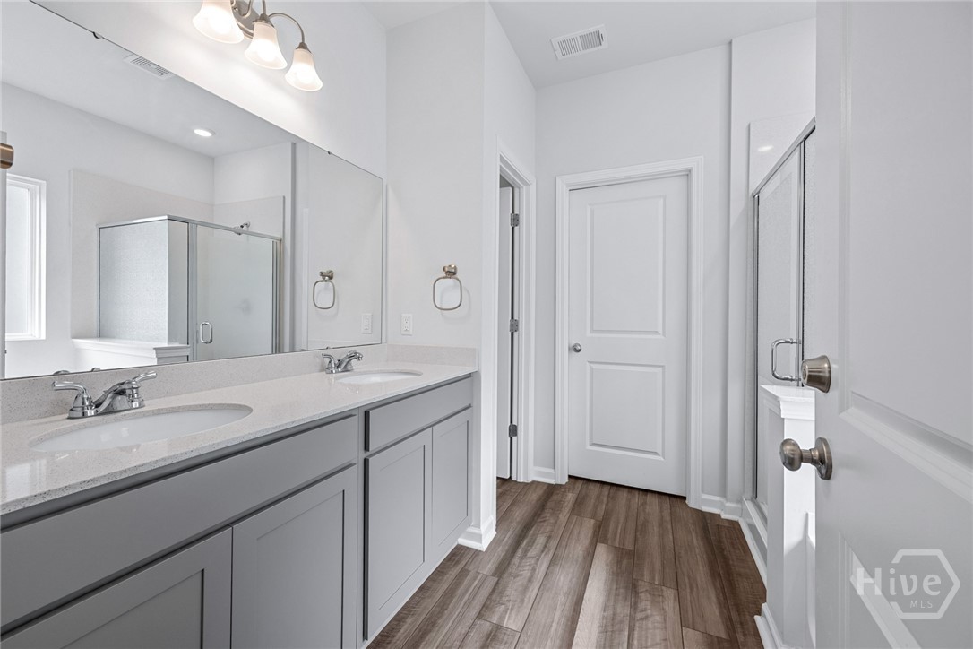 1009 Easthaven Boulevard Property Photo 17