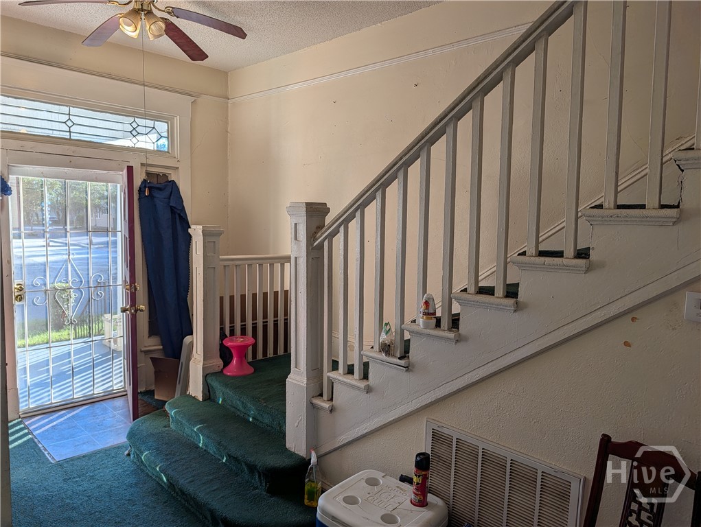 1104 E 32nd Street Property Photo 2