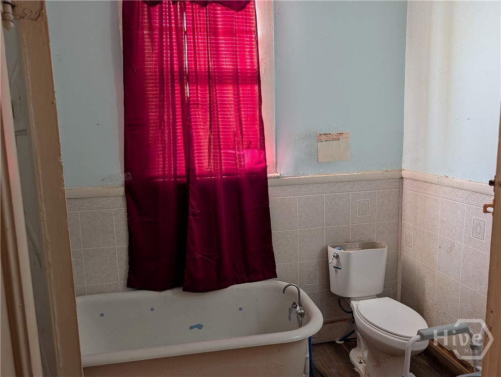 1104 E 32nd Street Property Photo 10