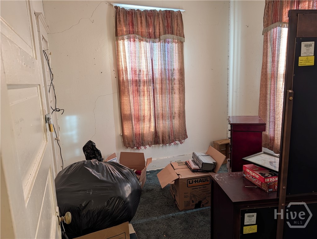 1104 E 32nd Street Property Photo 11