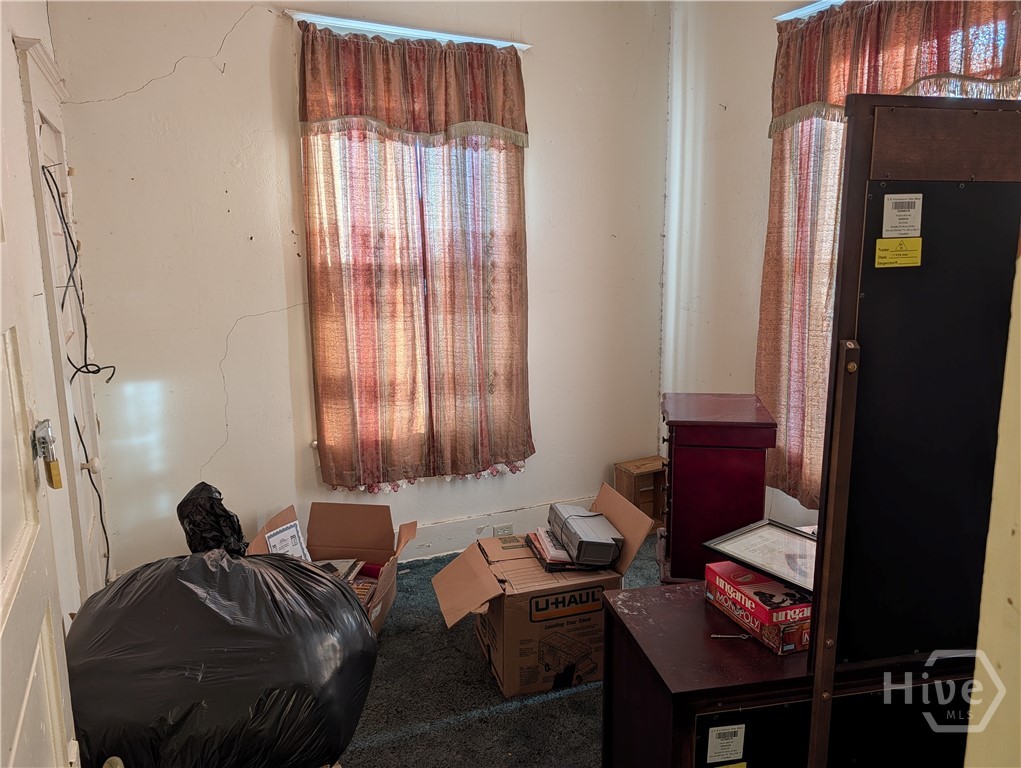 1104 E 32nd Street Property Photo 16