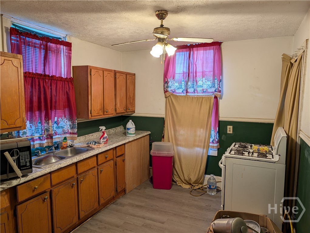 1104 E 32nd Street Property Photo 17