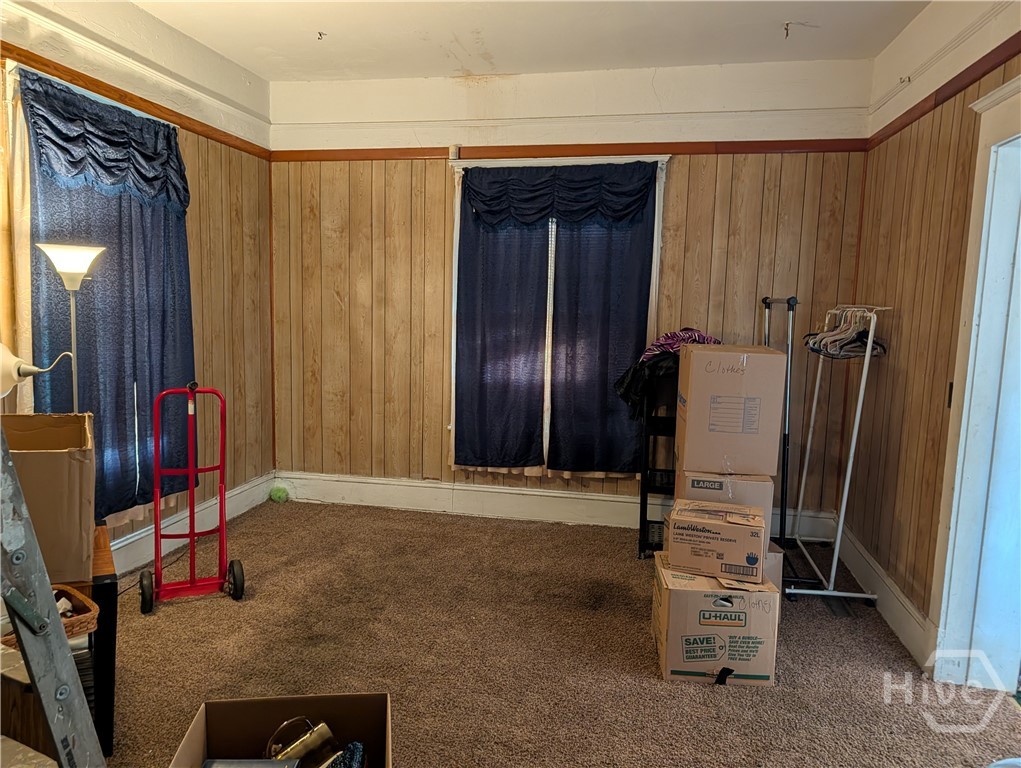 1104 E 32nd Street Property Photo 28