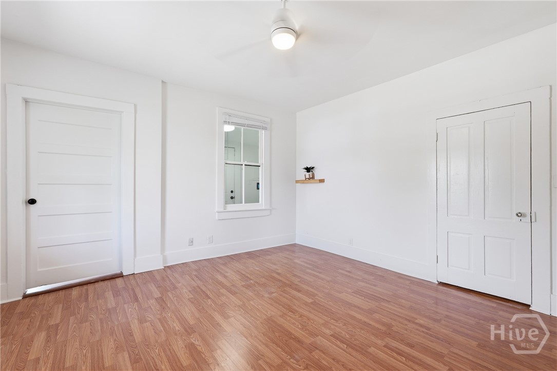 218 W Anderson Street Upper Unit Property Photo 50