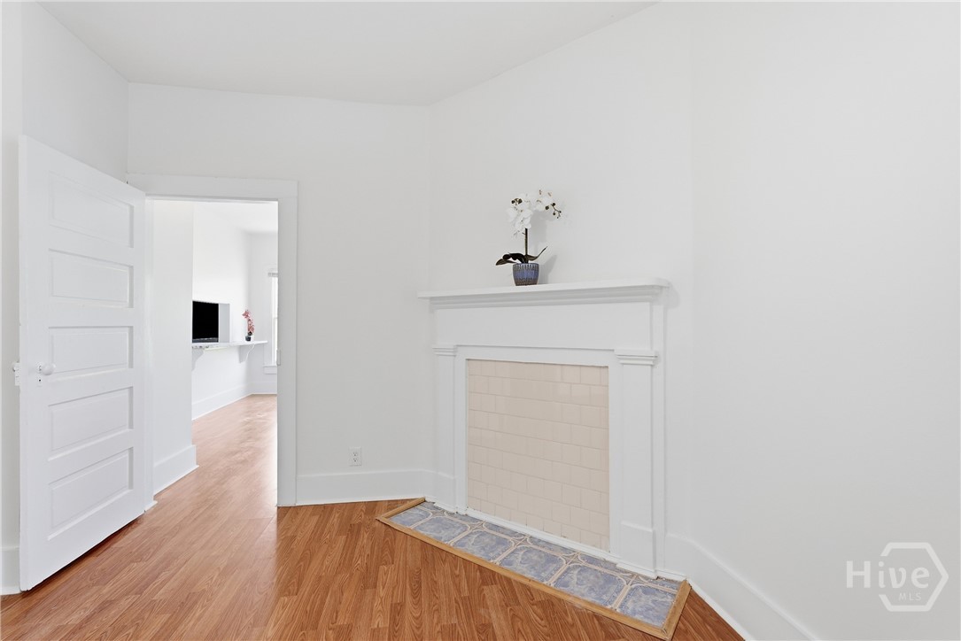 218 W Anderson Street Upper Unit Property Photo 57